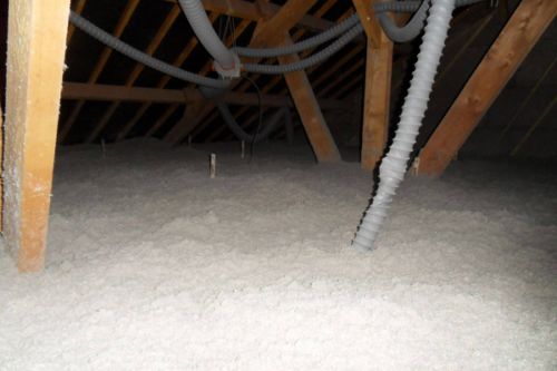 Isolation de combles par insufflation d'ouate de cellulose